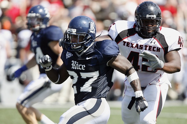 南通发布：南通市委书记、市长参加“苏超”南通队凯旋欢迎会