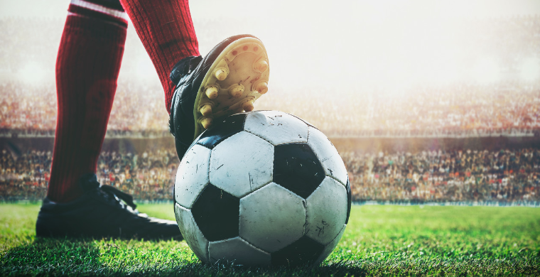 官方：米兰名宿伊布担任2026冬奥会火炬手