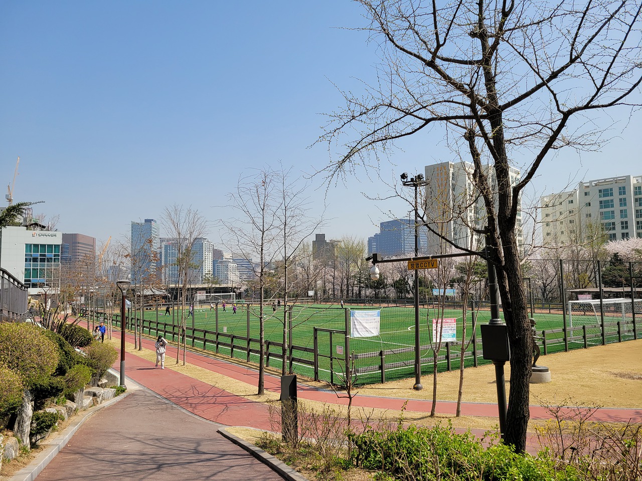 因为處於困